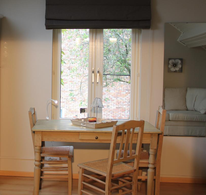 B&B Huize Bex Pelt Ruang foto