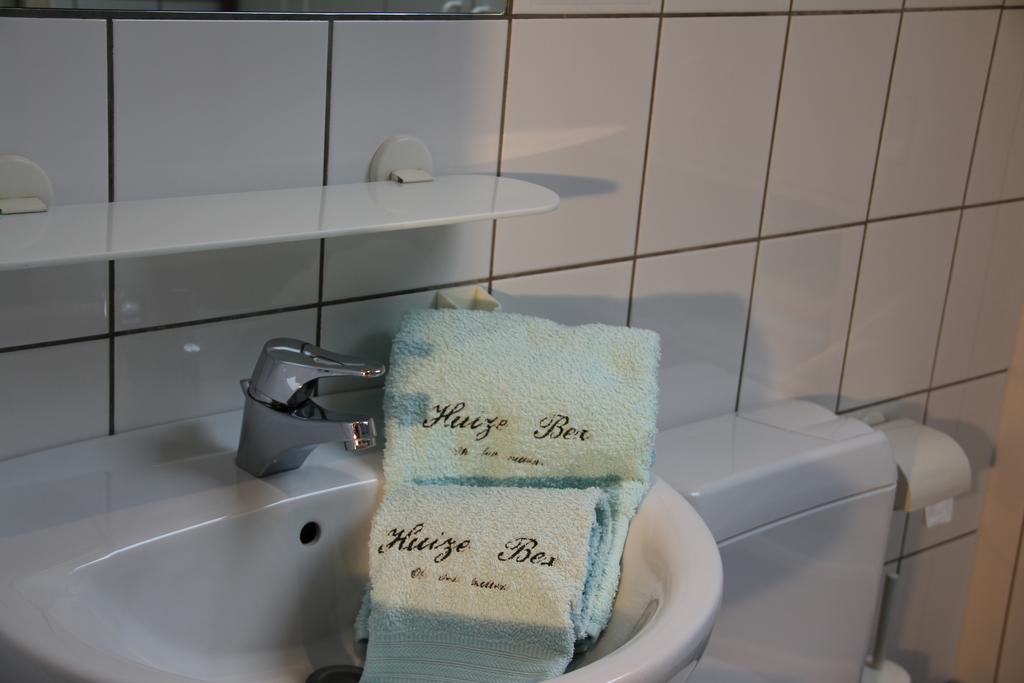 B&B Huize Bex Pelt Ruang foto