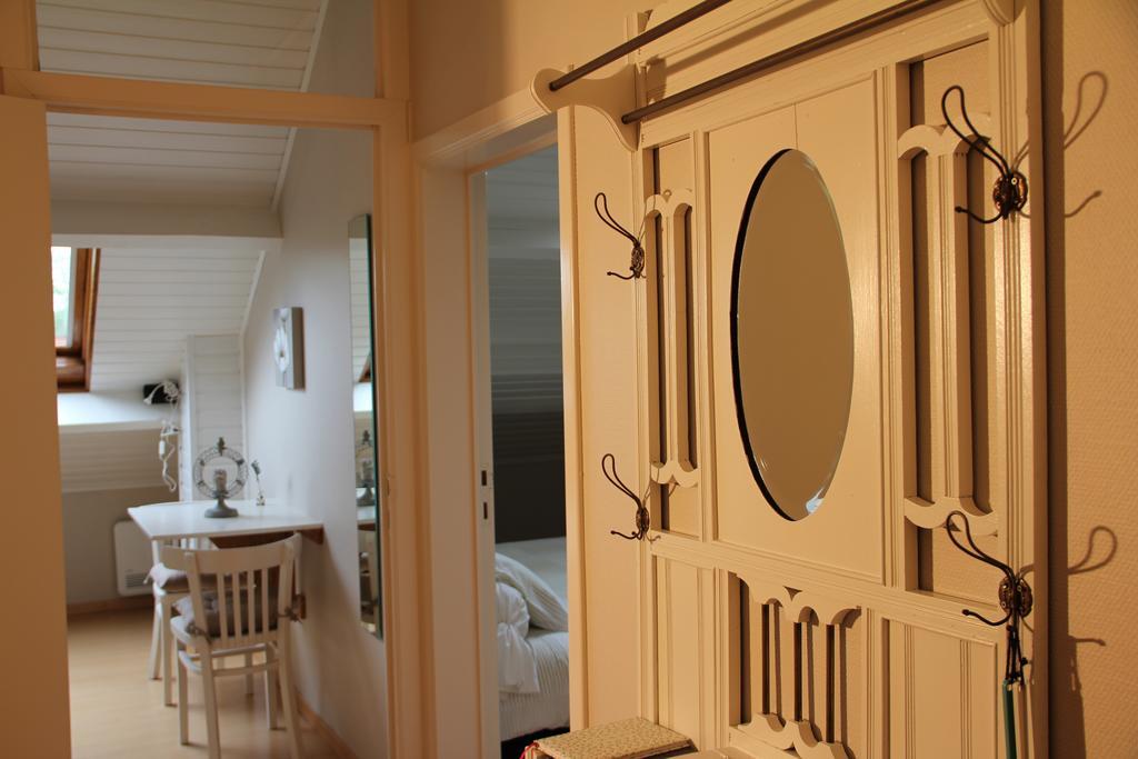 B&B Huize Bex Pelt Ruang foto